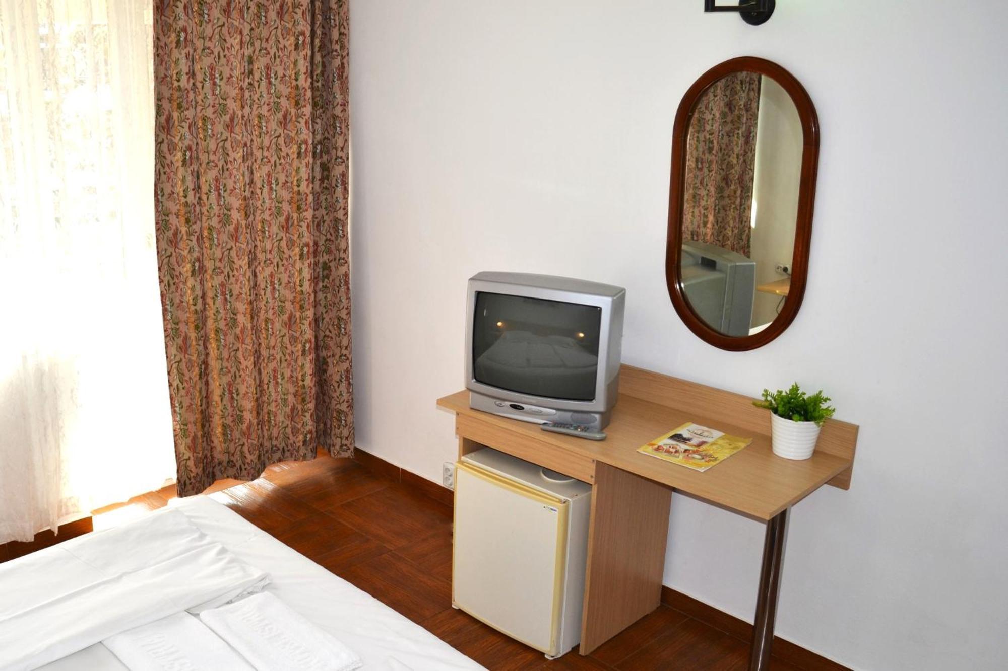 Hotel Istria ネプトゥン エクステリア 写真