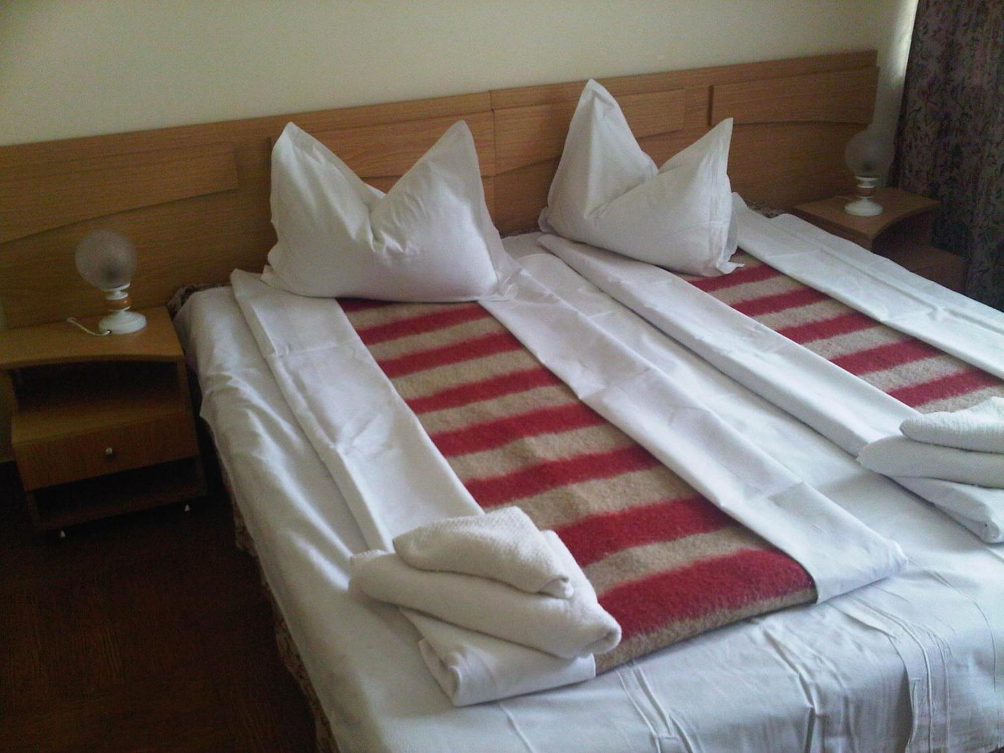 Hotel Istria ネプトゥン エクステリア 写真